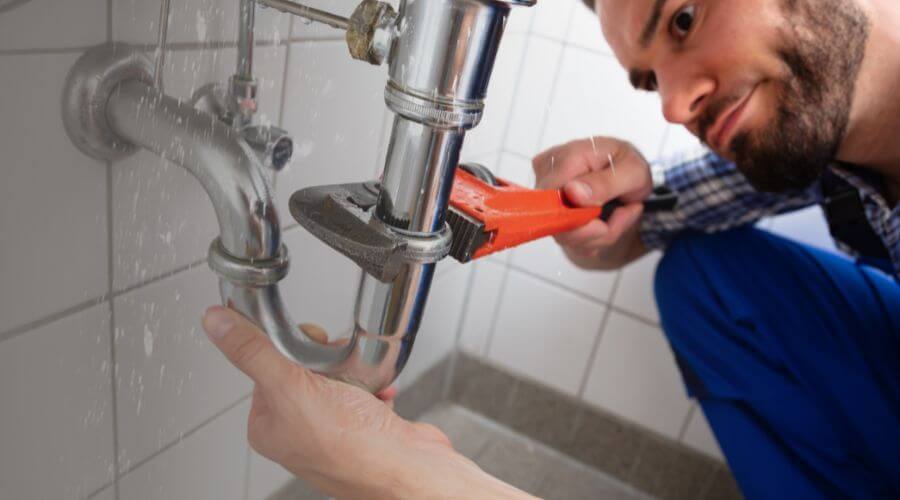 Professional sink repair in Laotto, IN